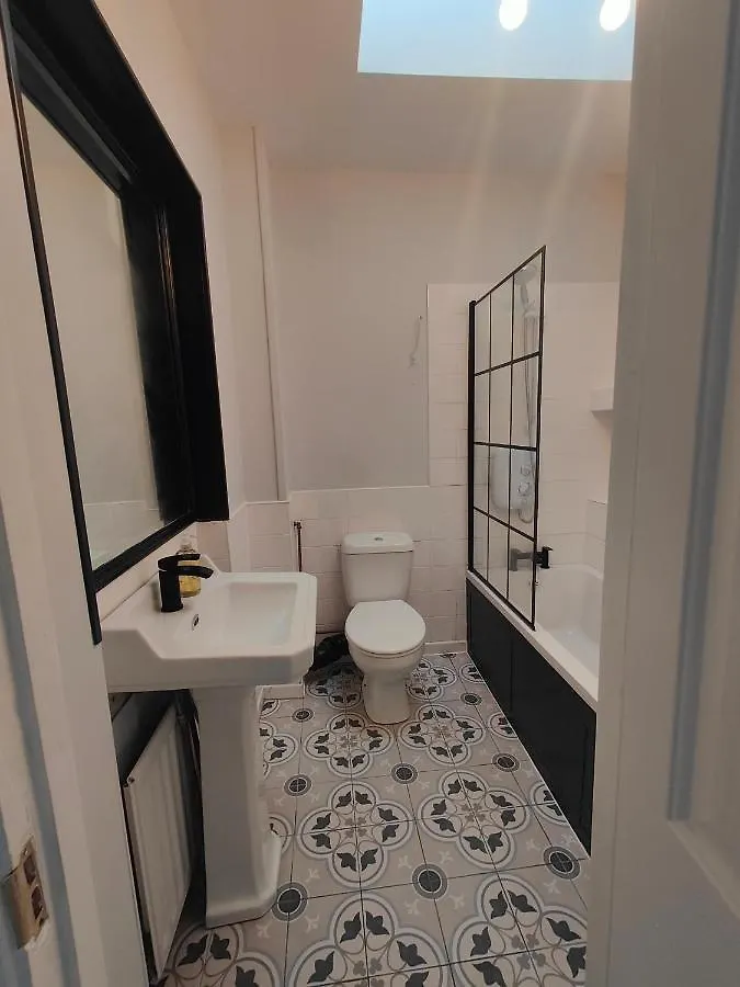 Modern 4 Bedroom Townhouse In City Centre Dublin